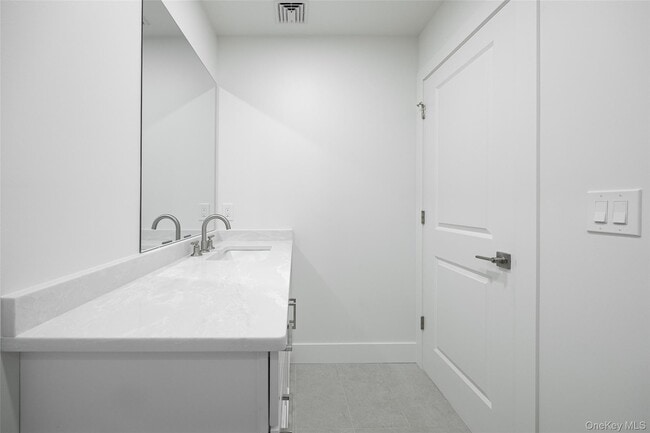 Building Photo - 1 Dean Pl