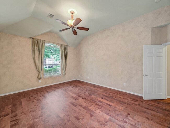 Building Photo - 13444 Bavarian Dr
