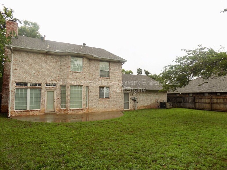 Building Photo - 10018 Birkenhead Ct