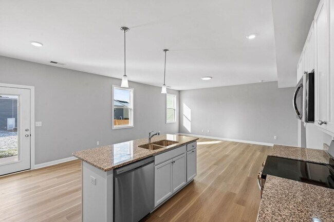 Building Photo - 120 Lambert Fld