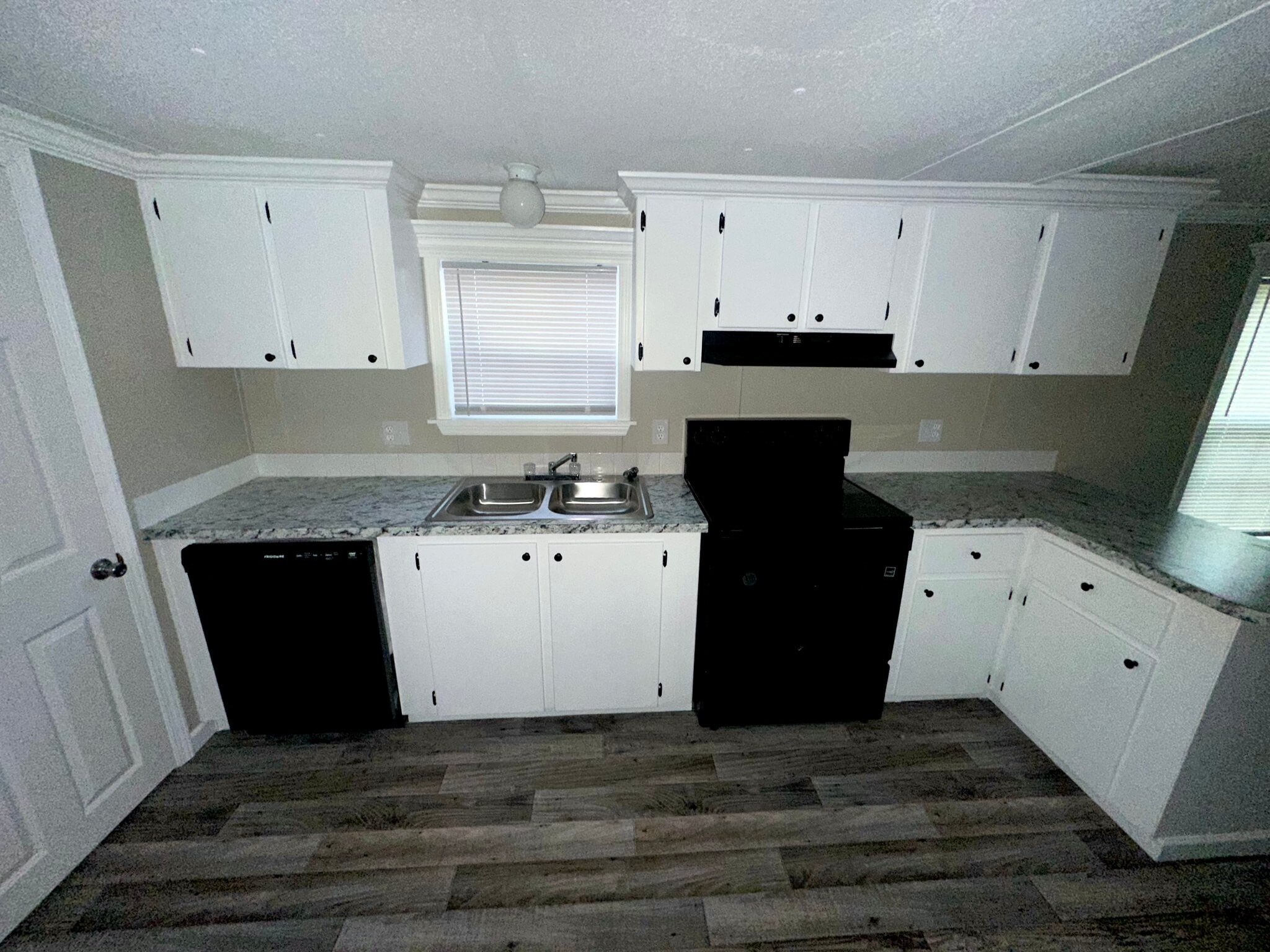 Building Photo - 118 Little Farm Ln
