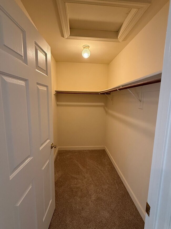 Building Photo - 17301 Pacific Rim Terrace