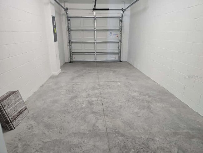 Building Photo - 10135 Trumpet Honeysuckle Wy