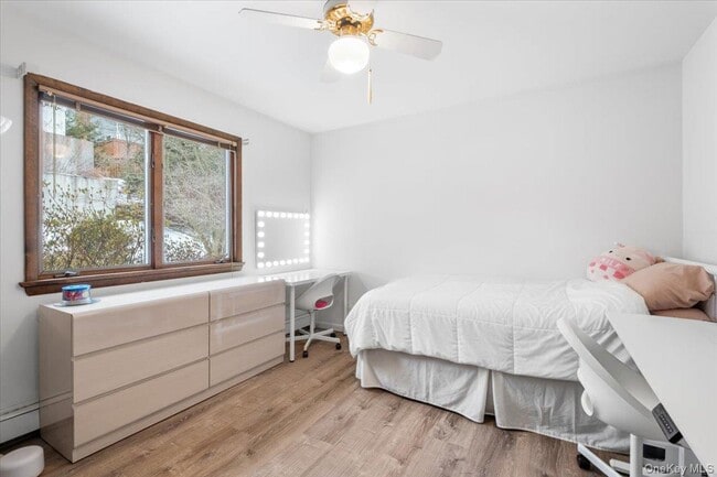 Building Photo - 712 Linda Ave