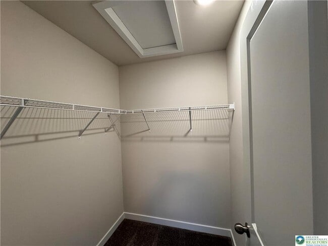 Building Photo - 7634 Clayton Ave