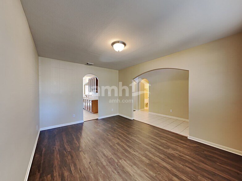 Building Photo - 25803 Bayou Arbor Ln