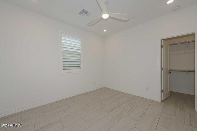 Building Photo - 29758 N 114th Dr