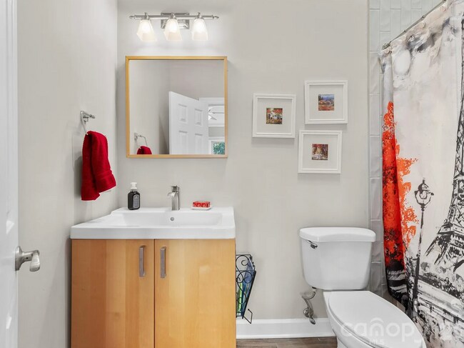 Building Photo - 13820 Queens Harbor Rd