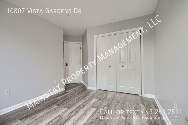 Building Photo - 10807 Vista Gardens Dr