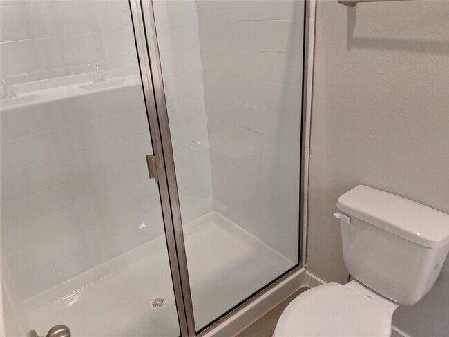 Building Photo - 9721 Grosbeak Ln