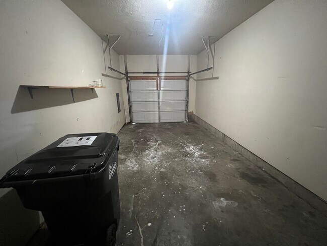 Building Photo - 722-724-724 Clinkscales Rd