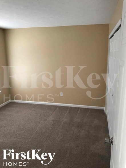 Building Photo - 12663 Pinetop Way