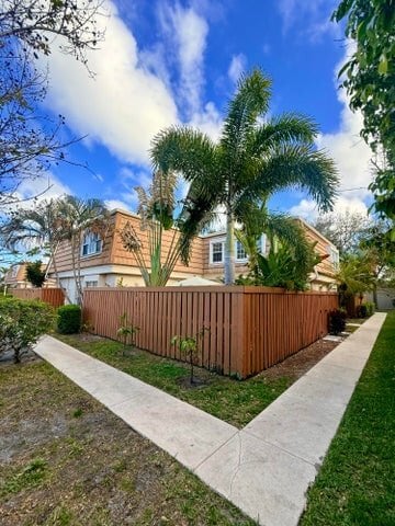 Building Photo - 11584 Winchester Dr