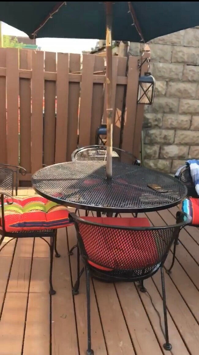 Building Photo - 2408 N Capitol St NW