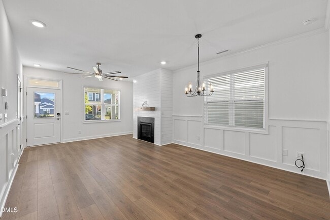 Building Photo - 115 Swain St