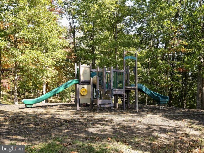 Building Photo - 604 Masters Dr