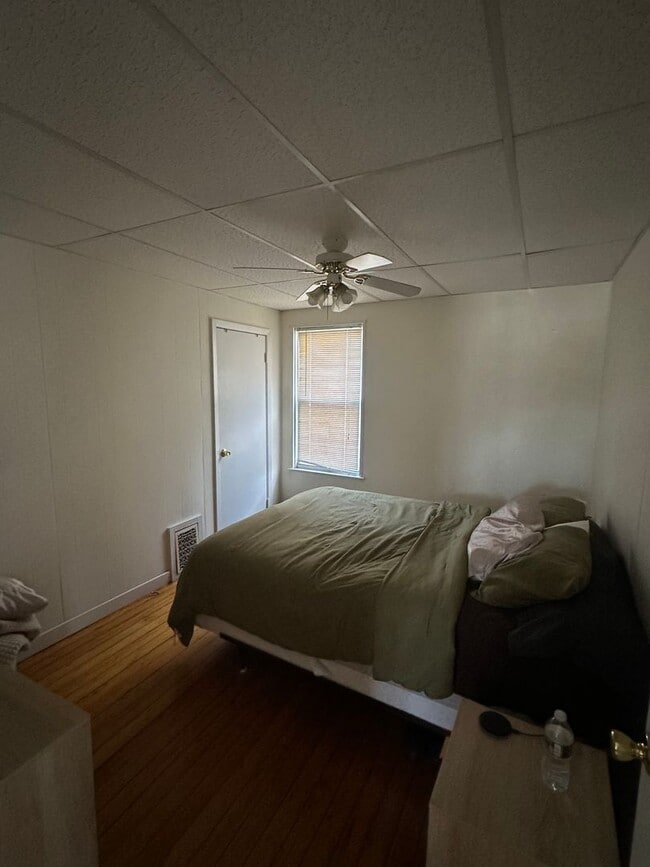 Building Photo - 173-175 Bayview