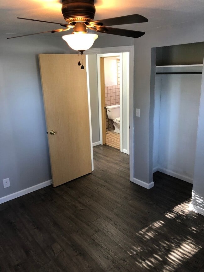Building Photo - Clean & cozy 2 bedroom 1 bath Rancher comi...