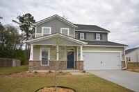 Building Photo - "Luxurious 5-Bed in, Pooler!"