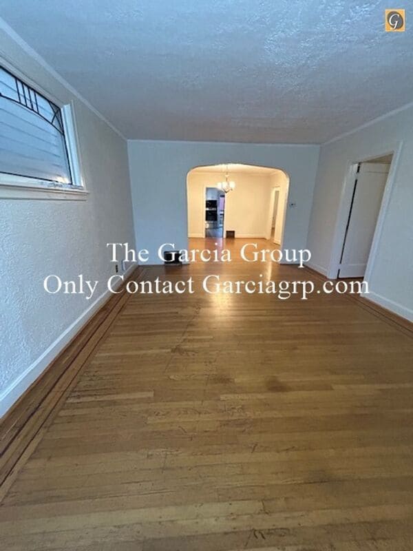 Building Photo - 620 SW Grant St.