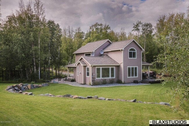 Building Photo - 6149 N Kettle Dr