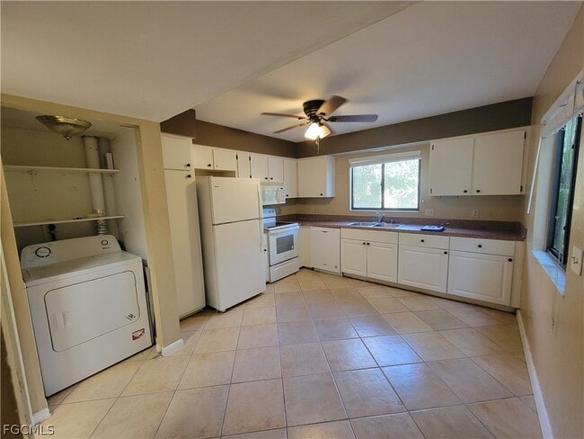 Building Photo - 7752 Tamara Lee Ct