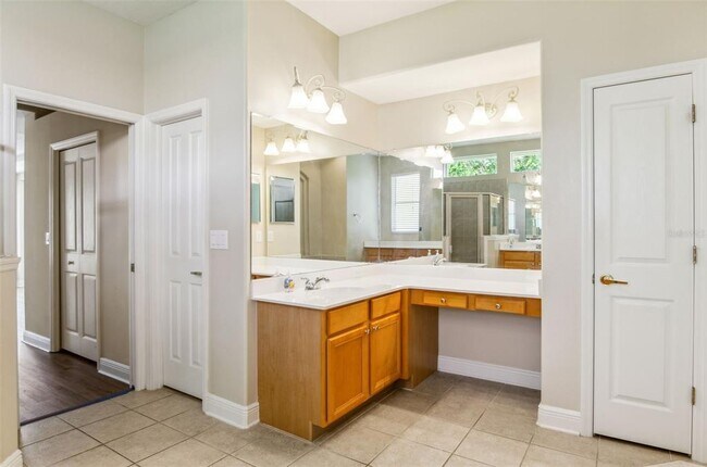 Building Photo - 10222 Arbor Side Dr