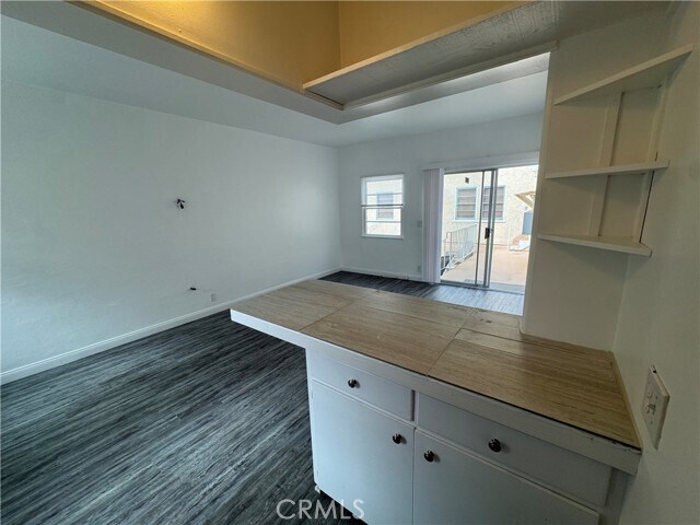 Building Photo - 364 Cliff Dr