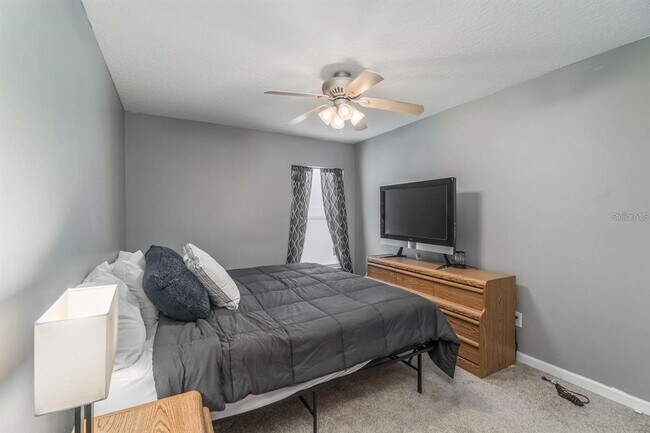 Building Photo - 11525 Misty Isle Ln
