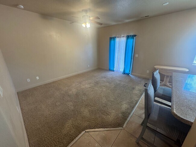 Building Photo - Millcreek Springs Townhome