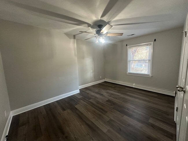 Building Photo - Call Amanda Tate at (757)289-6810 for more information