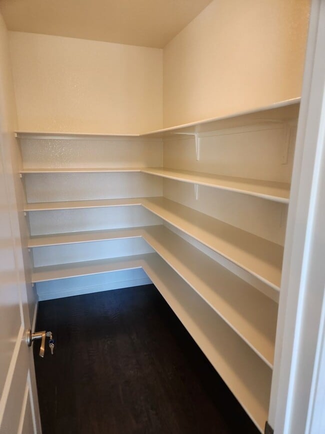 Building Photo - Northwest Reno Home