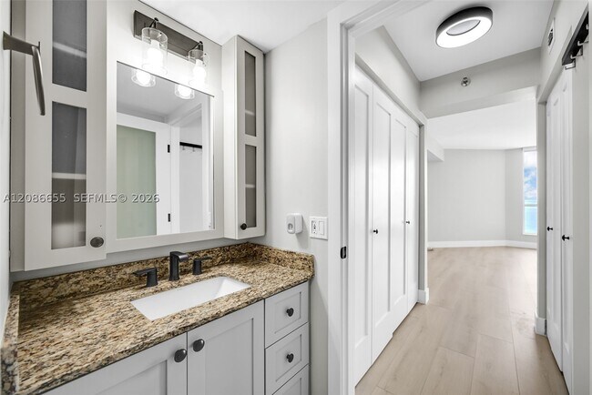 Building Photo - 6767 Collins Ave