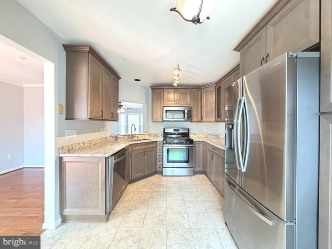 Building Photo - 249 Edge Creek Ln