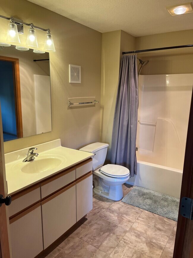 Building Photo - 2743 Triple Crown Ln