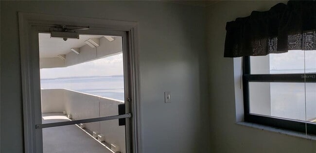 Building Photo - 4141 Bayshore Blvd