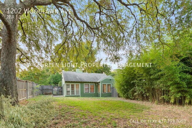 Building Photo - 1202 Woodlawn Ave
