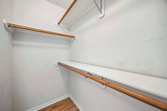 Building Photo - 8830 Sherina Park Dr