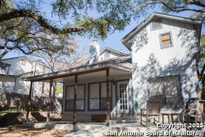 Building Photo - 15611 Knollhollow