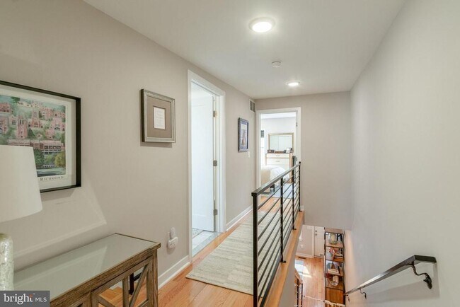 Building Photo - 811 N Bucknell St
