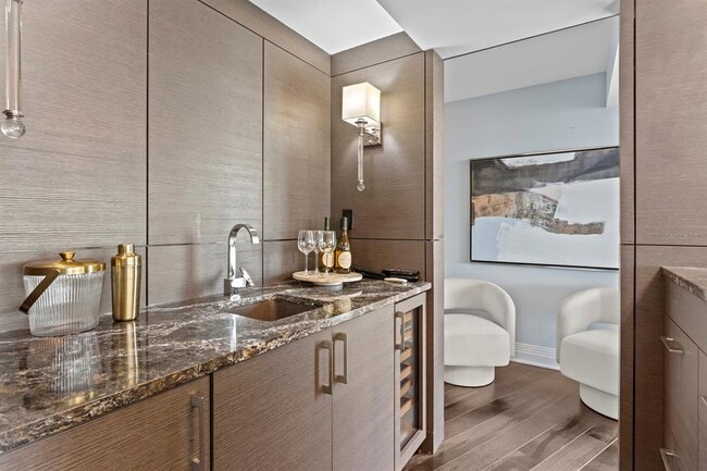 Building Photo - 3301 Bayshore Blvd