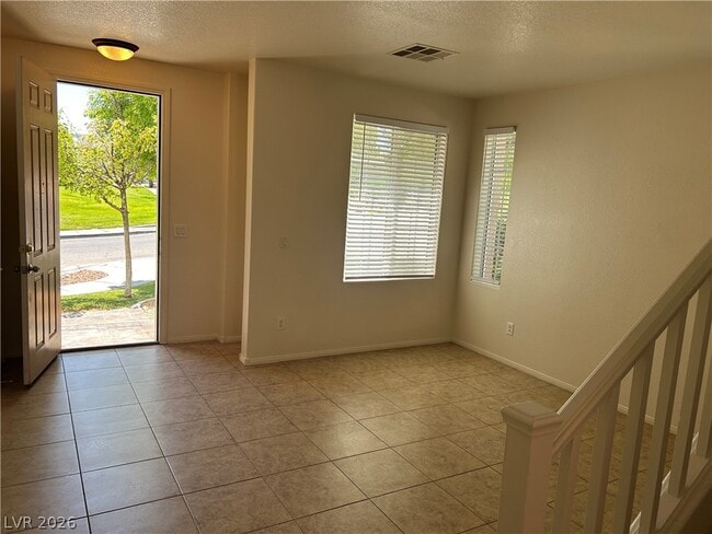 Building Photo - 10296 Magnolia Tree Ave
