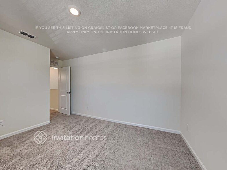 Building Photo - 2237 Litchfield Lp