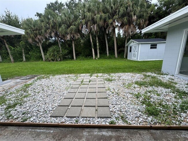 Building Photo - 116 Myakka Dr