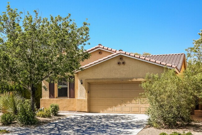 Building Photo - 4344 Desert Home Ave