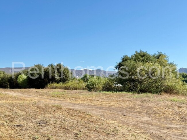 Building Photo - 15917 Arena Dr