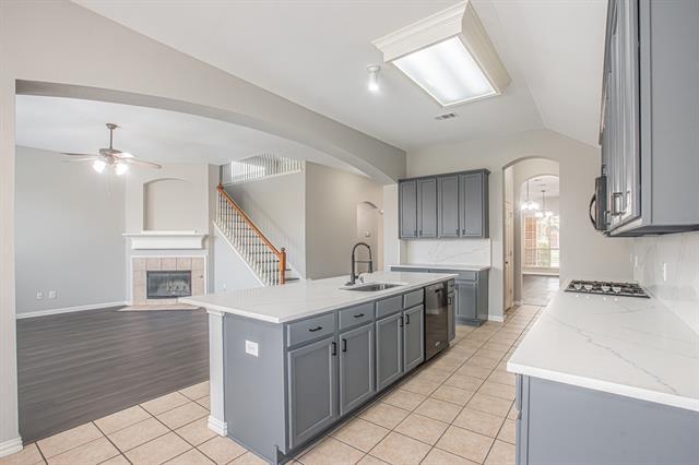 Building Photo - 9858 Bradford Grove Dr
