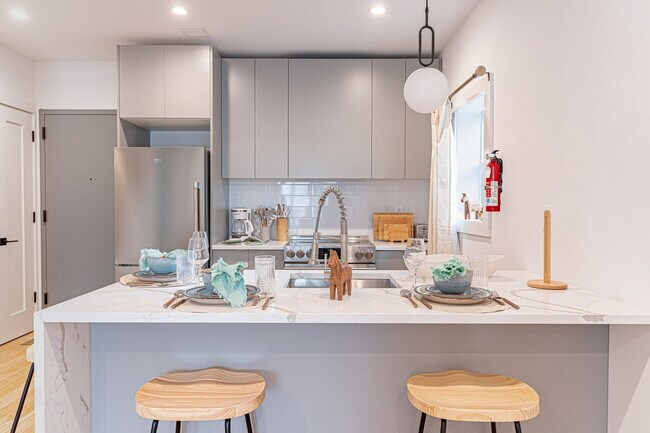 Building Photo - 1255 Decatur St