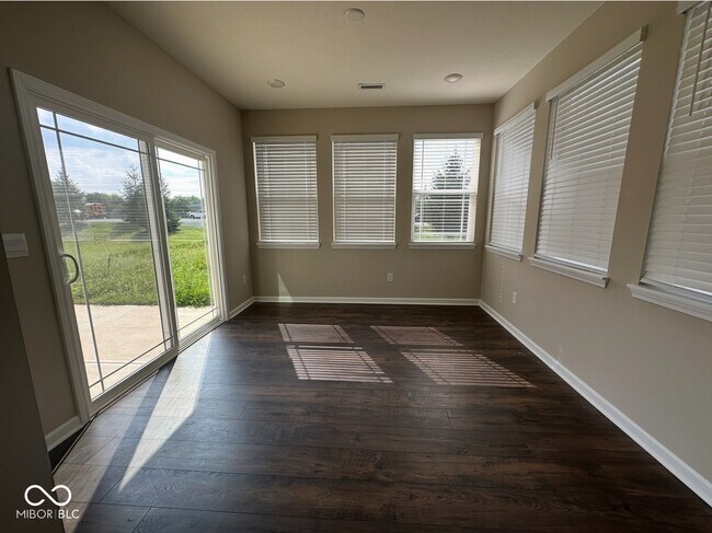 Building Photo - 5344 Orwell Ct