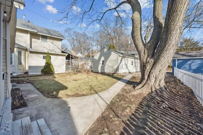 Building Photo - 1411 Jersey Ridge Rd